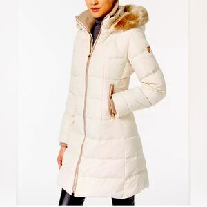 Vince Camuto Faux-Fur Trimmed Down Puffer Coat in Stone
